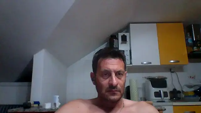 Snapshot of colosone chatting on May 2026 08:42:02 PM colosone online show from May 2026 08:42:02 PM
