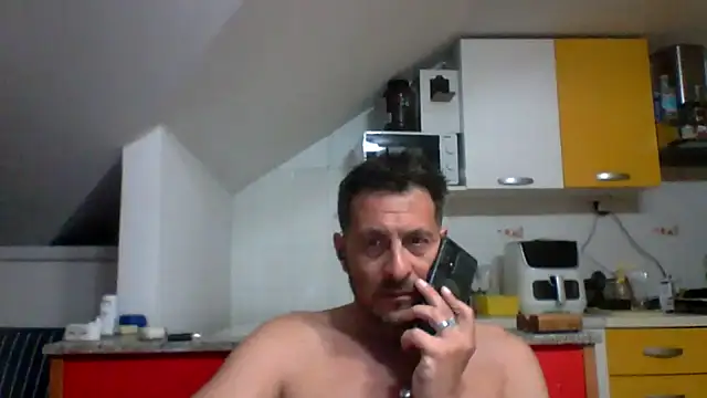 Snapshot of colosone chatting on May 2026 06:44:02 PM colosone online show from May 2026 06:44:02 PM
