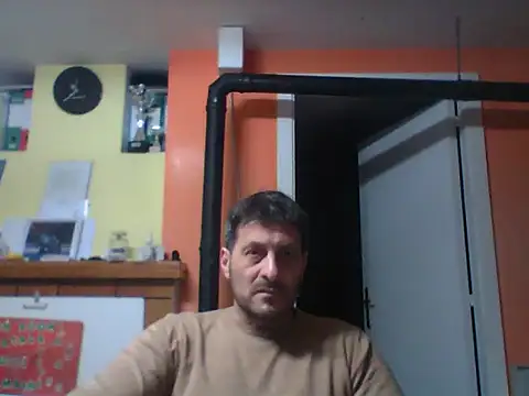 Snapshot of colosone chatting on February 2025 09:41:02 PM colosone online show from February 2025 09:41:02 PM
