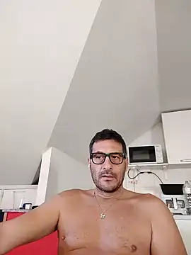 Snapshot of colosone chatting on September 2025 05:36:02 AM colosone online show from September 2025 05:36:02 AM