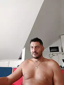 Snapshot of colosone chatting on September 2025 06:58:02 AM colosone online show from September 2025 06:58:02 AM
