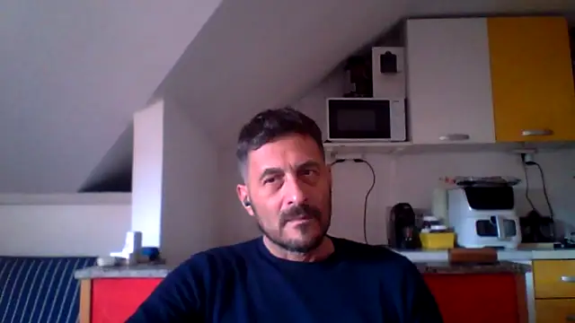 Snapshot of colosone chatting on May 2026 12:46:02 PM colosone online show from May 2026 12:46:02 PM