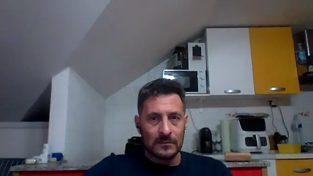 Snapshot of colosone chatting on May 2026 04:16:01 PM colosone online show from May 2026 04:16:01 PM