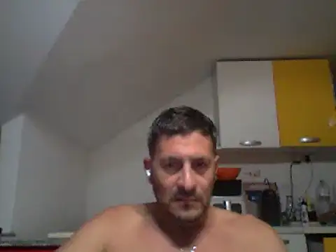 Snapshot of colosone chatting on October 2025 09:05:02 PM colosone online show from October 2025 09:05:02 PM