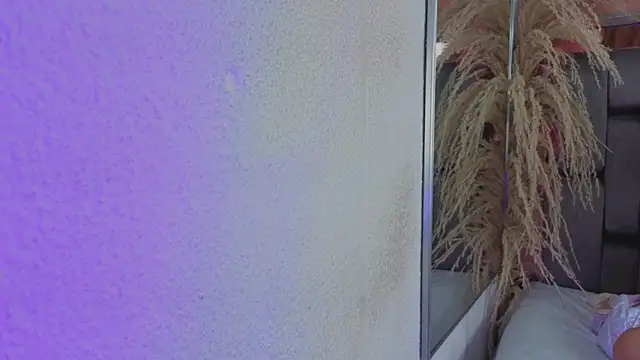 Missy 22  online show from March 2026 01:18:02 PM