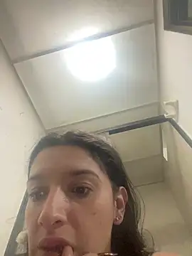 Violett hott  online show from May 2026 12:09:02 PM