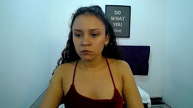 Snapshot of Little18Doll chatting on June 2026 10:18:02 PM Little18Doll online show from June 2026 10:18:02 PM