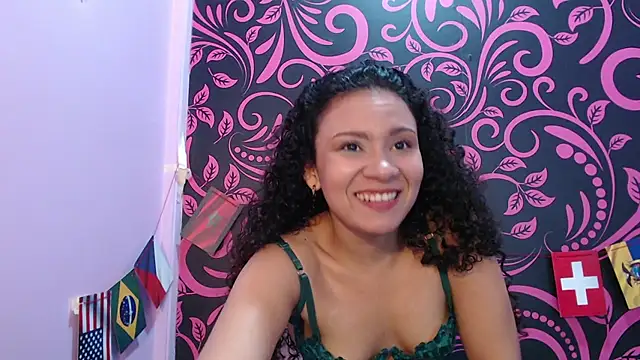 Snapshot of Little18Doll chatting on July 2026 10:42:01 PM Little18Doll online show from July 2026 10:42:01 PM