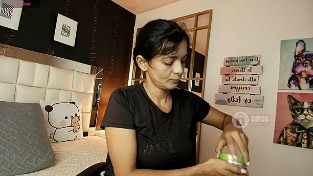 gaby jazmin online show from April 2026 11:02:02 AM