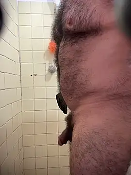 wolfbucker online show from April 2026 06:53:02 PM