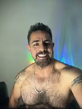 Snapshot of wolfbucker chatting on June 2026 06:13:02 AM wolfbucker online show from June 2026 06:13:02 AM