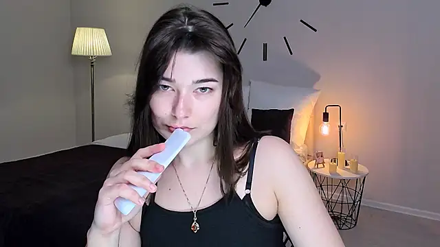 Snapshot of a_dorable chatting on February 2026 01:32:01 PM a dorable online show from February 2026 01:32:01 PM