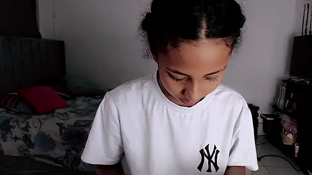 linda brown  online show from February 2026 01:11:02 PM