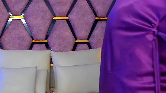 MelanyRojas online show from January 2026 01:36:01 PM