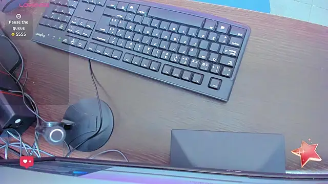 emilywilliis online show from February 2026 12:34:02 PM