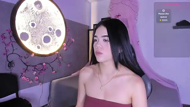 Luna  02 online show from March 2026 11:40:02 AM