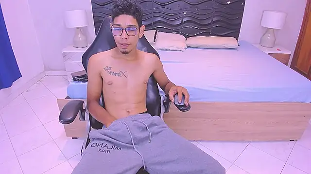 Jeik Lorens online show from January 2026 08:24:02 PM