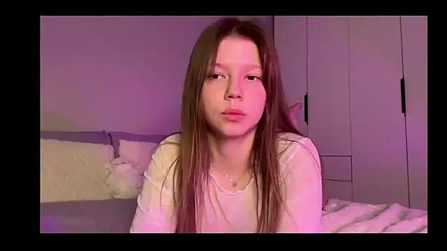 karalinhks online show from March 2026 10:14:01 PM