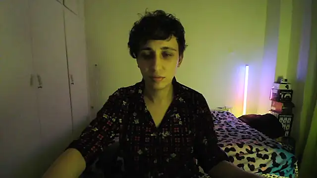 HoneyValentine online show from May 2026 09:26:01 PM