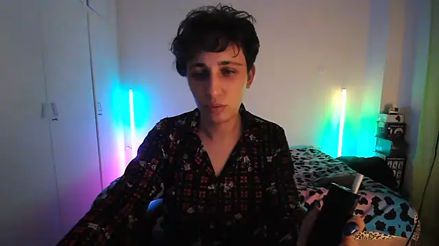 HoneyValentine online show from May 2026 07:40:01 PM