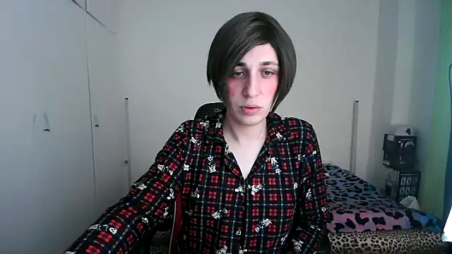 HoneyValentine online show from April 2026 06:53:02 PM