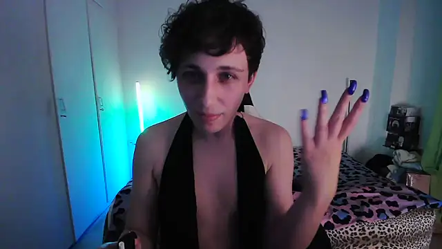 HoneyValentine online show from June 2026 07:51:02 PM
