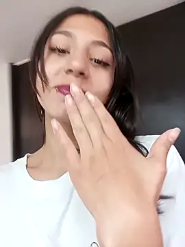 Katteyes   online show from February 2026 06:43:02 PM