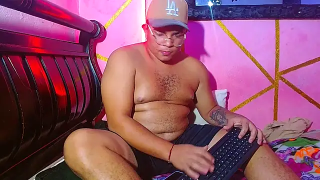 Snapshot of michell_hot29 chatting on February 2026 12:59:01 PM michell hot29 online show from February 2026 12:59:01 PM