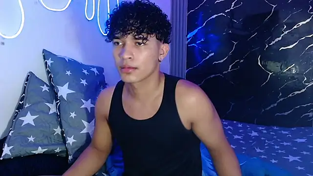 jamescurly00 online show from March 2026 05:34:02 AM