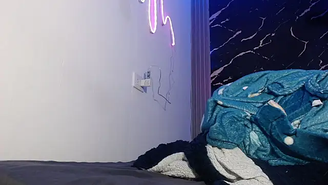 jamescurly00 online show from February 2026 07:52:01 AM