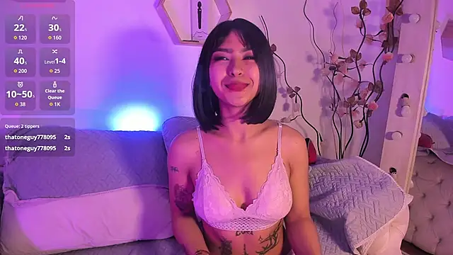 Snapshot of faryehh chatting on February 2026 08:06:02 PM faryehh online show from February 2026 08:06:02 PM