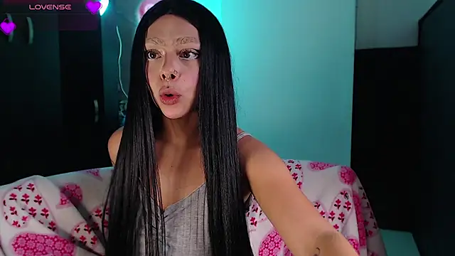 maddiie online show from January 2026 05:17:01 PM