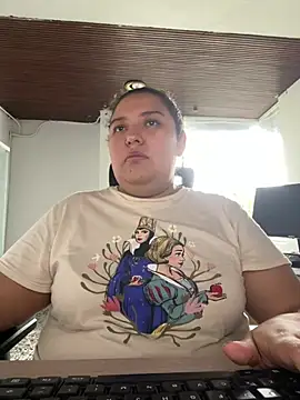 cutiepeach   online show from January 2026 01:18:02 PM