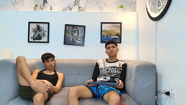 AVENGER BOYS2026 online show from February 2026 01:26:01 AM