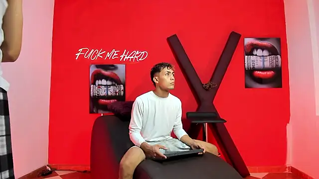 AVENGER BOYS2026 online show from February 2026 01:14:02 AM