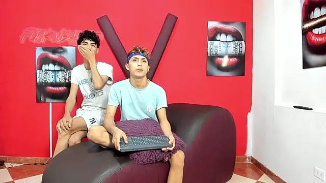 AVENGER BOYS2026 online show from April 2026 07:10:01 AM