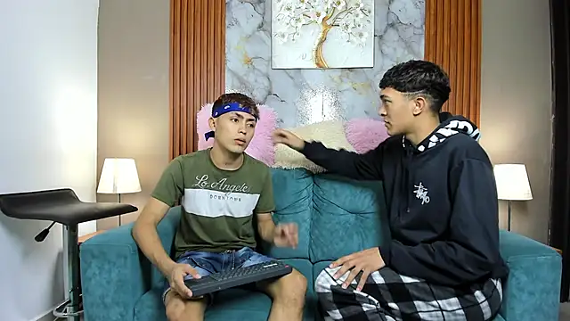 AVENGER BOYS2026 online show from February 2026 07:43:01 PM