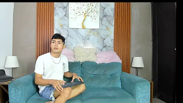 AVENGER BOYS2026 online show from June 2026 07:46:01 PM