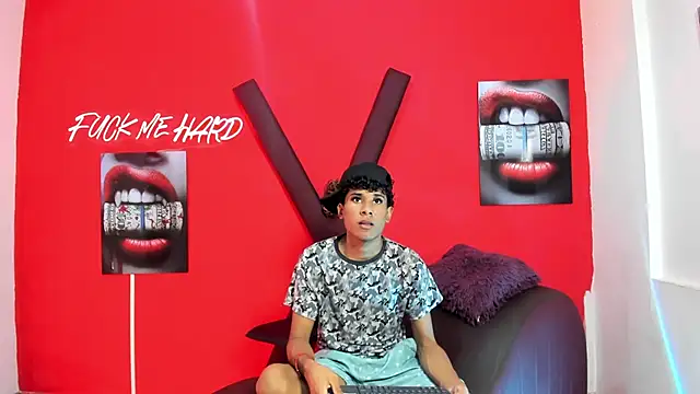 MAPOLA GREAT online show from April 2026 01:31:02 AM