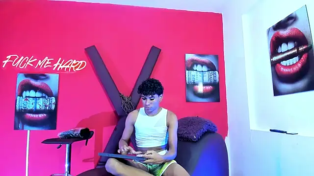 MAPOLA GREAT online show from April 2026 01:18:02 AM