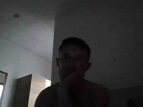Andreas2335 online show from June 2026 07:34:02 PM