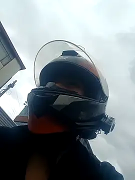 Michelle ec online show from April 2026 04:43:02 PM