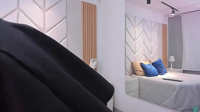 DafneBenett online show from January 2026 12:08:02 PM