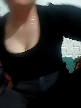 Tulip Giang online show from January 2026 10:41:02 AM