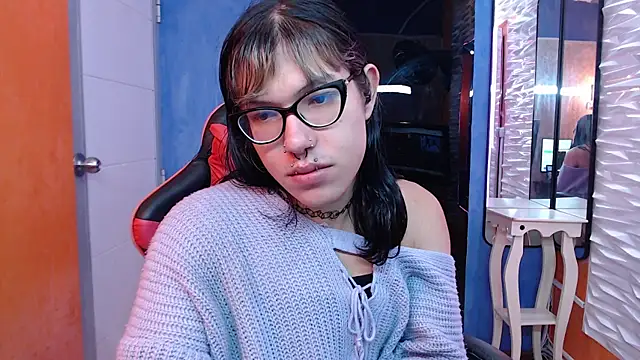 lilith ayanami online show from June 2026 01:33:01 PM