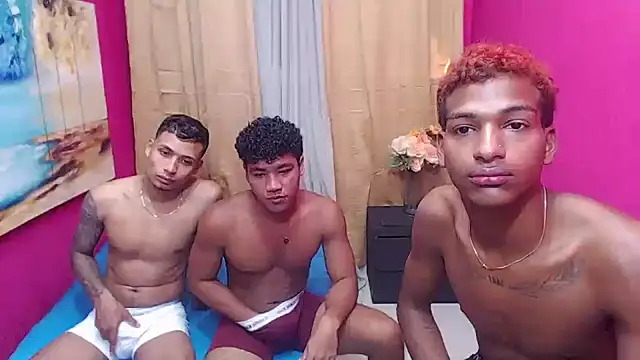 Snapshot of hugecock_black chatting on January 2026 07:21:01 PM hugecock black online show from January 2026 07:21:01 PM