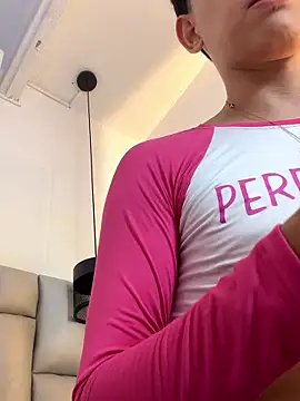 Iamcami  online show from February 2026 07:24:02 PM