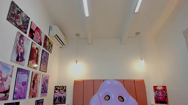 Iamcami  online show from March 2026 07:10:02 PM