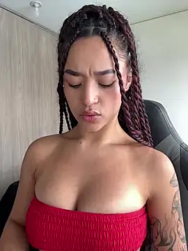 crystal dlun online show from March 2026 03:50:02 PM