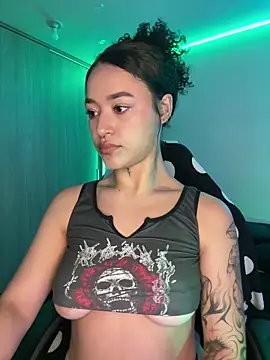 crystal dlun online show from March 2026 07:48:01 PM